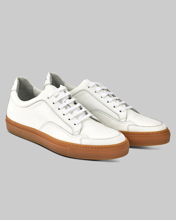 Chelsea white sneakers