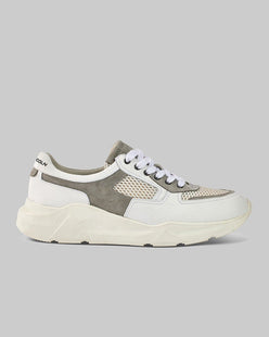 London runner sneakers image 0