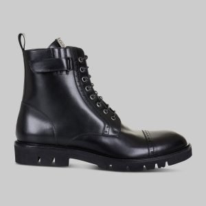 Cap toe boots